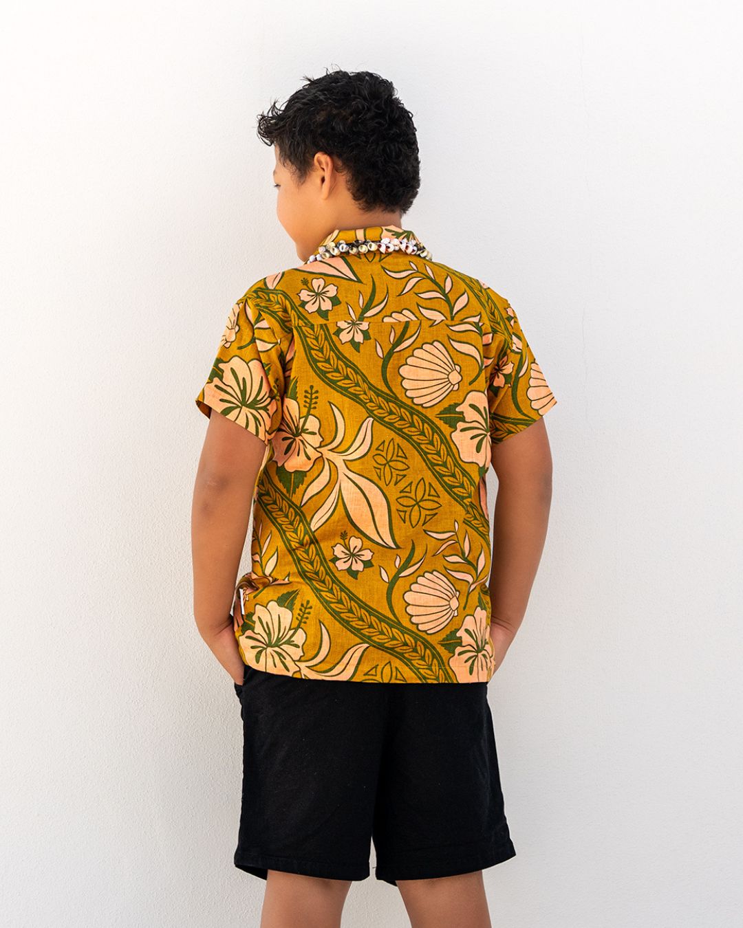 Kanoa Teen Short Sleeve Island Shirt - Island Vines Gold