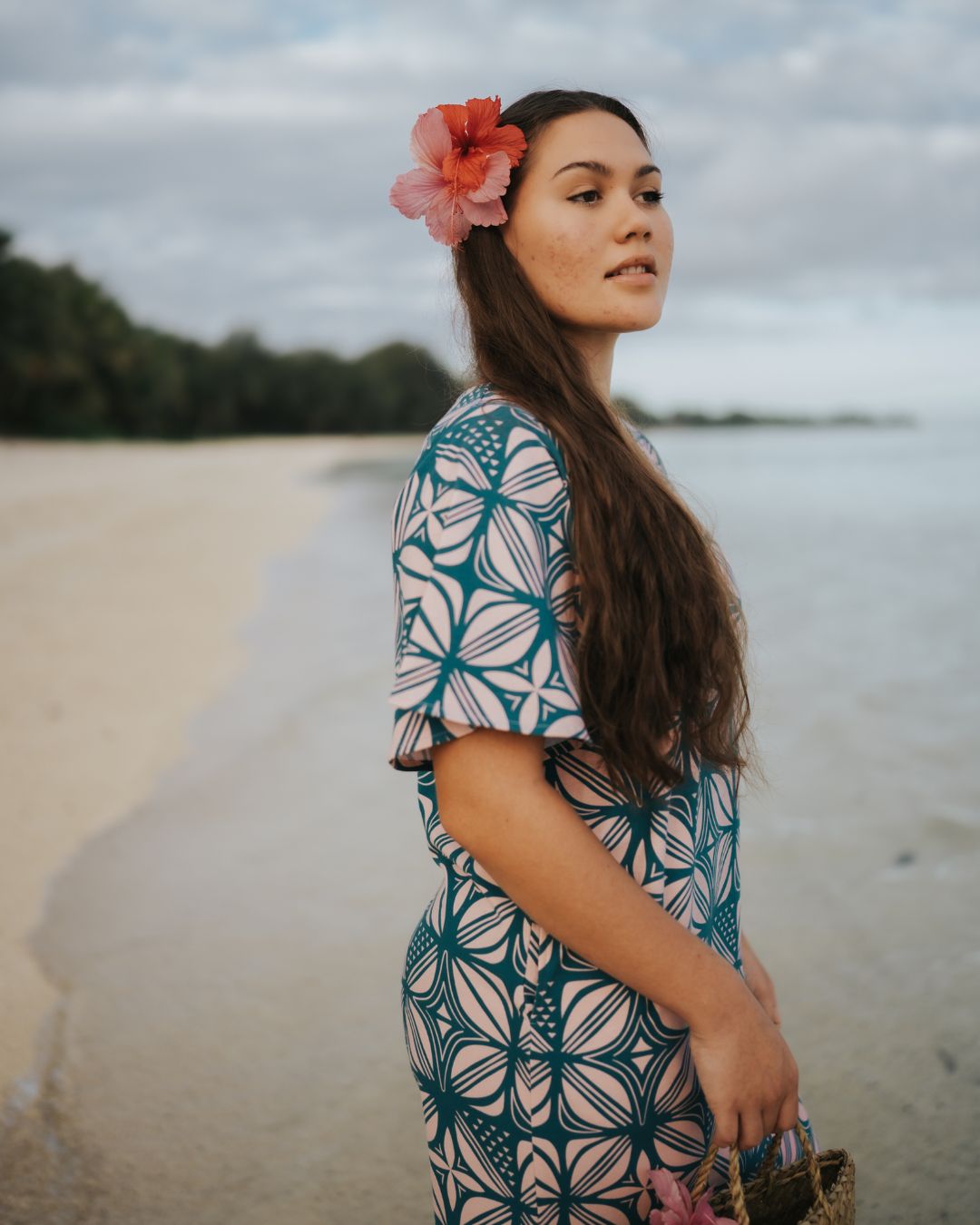 Lulu Womens T Shirt Island Dress - Pacific Floral Peach - Side