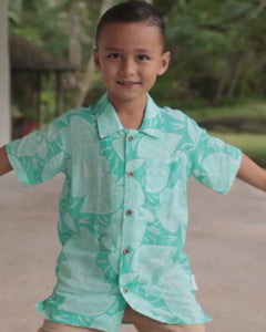 Kanoa Short Sleeve Kids Island Shirt - Royal Hibiscus Tide - Blue - Video